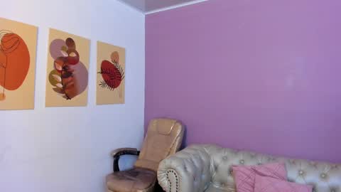 Snapshot of taylor_bennet chatting on 09.19.25 Taylor Bennet online show from 09.19.25