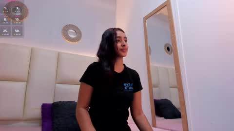 Snapshot of taylor_colores chatting on 10.25.25 taylor_colores online show from 10.25.25