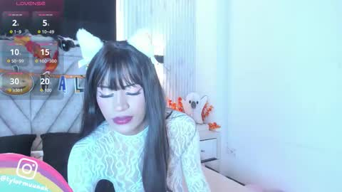 Snapshot of taylor_harveey chatting on 10.25.25 Taylor Harveey online show from 10.25.25