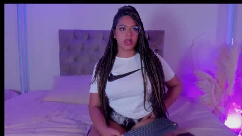 Taylor  online show from 10.19.25