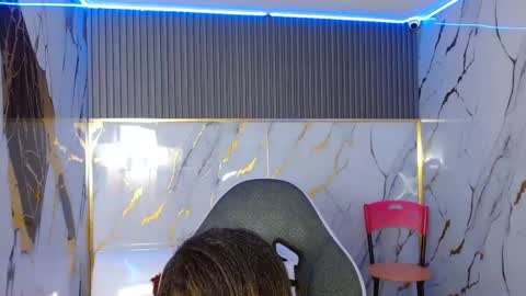 Snapshot of taylor_sophie chatting on 06.18.26 Taylor online show from 06.18.26