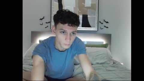 Snapshot of taylorcamz chatting on 10.13.25 taylorcamz online show from 10.13.25