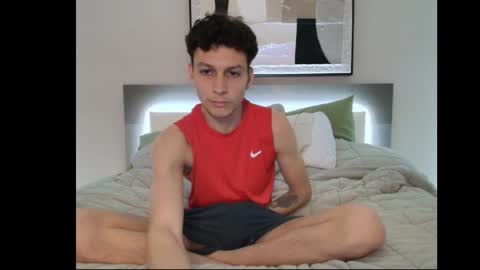 Snapshot of taylorcamz chatting on 11.14.25 taylorcamz online show from 11.14.25