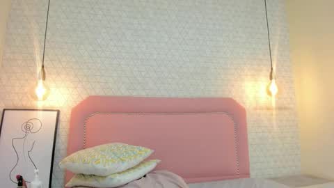 TAYLOR  online show from 03.21.26