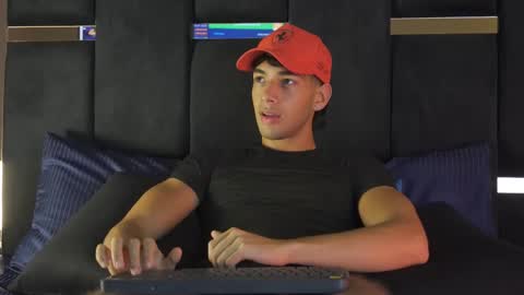 taylorsmiths_ online show from 12.21.25