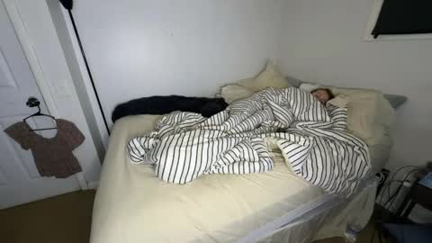 Snapshot of tayztackz chatting on 02.15.26 TayKyle online show from 02.15.26