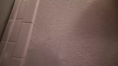 Snapshot of tboy833 chatting on 01.10.25 Luis online show from 01.10.25