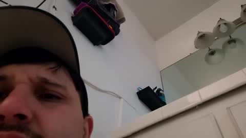 Snapshot of tboy833 chatting on 03.02.25 Luis online show from 03.02.25