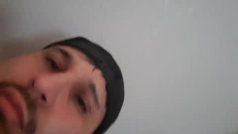 Snapshot of tboy833 chatting on 03.11.25 Luis online show from 03.11.25