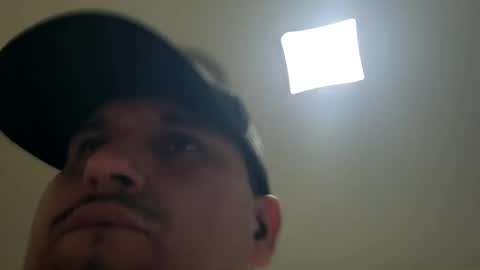 Snapshot of tboy833 chatting on 09.29.25 Luis online show from 09.29.25