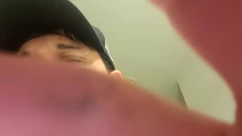 Snapshot of tboy833 chatting on 10.11.25 Luis online show from 10.11.25