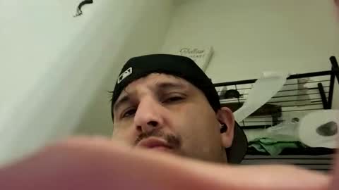 Snapshot of tboy833 chatting on 11.03.25 Luis online show from 11.03.25