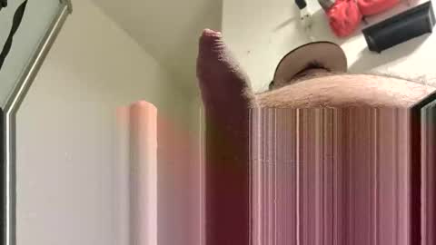 Snapshot of tboy833 chatting on 11.04.25 Luis online show from 11.04.25