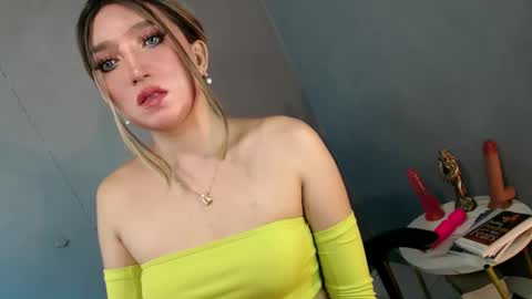 ellaine online show from 12.13.24
