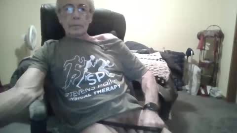 Snapshot of teak4u chatting on 05.19.26 Teak online show from 05.19.26