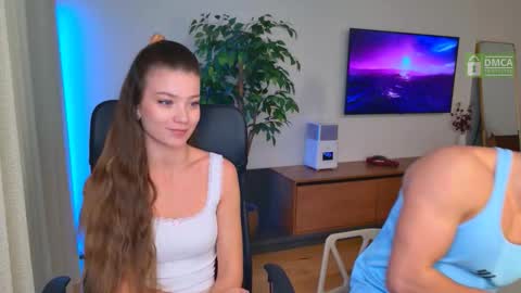 Snapshot of team2fit chatting on 11.07.25 team2fit online show from 11.07.25