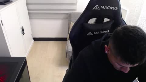 DYNAMITE DUO69 online show from 03.17.26