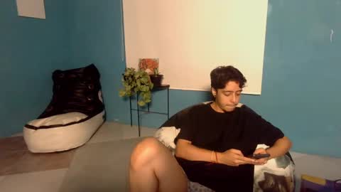 nico  online show from 10.09.25
