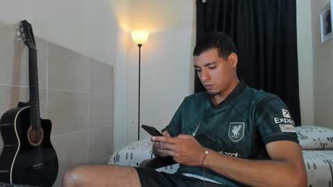 Snapshot of teamporn_18 chatting on 10.20.25 Danger online show from 10.20.25