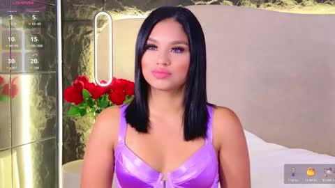 Snapshot of teasealicious chatting on 10.21.25 Bruna online show from 10.21.25