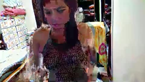 Snapshot of teasemecheena chatting on 09.10.25 TeaseMeCheena online show from 09.10.25