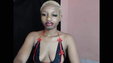 Snapshot of teasexkitty chatting on 05.26.26 teasexkitty online show from 05.26.26