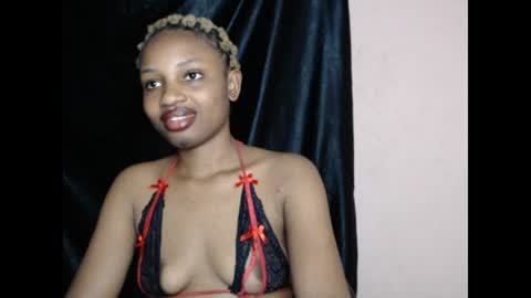 Snapshot of teasexkitty chatting on 07.24.26 teasexkitty online show from 07.24.26
