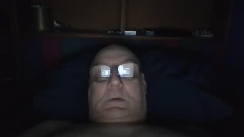 Snapshot of tebb61 chatting on 10.08.25 Mark online show from 10.08.25