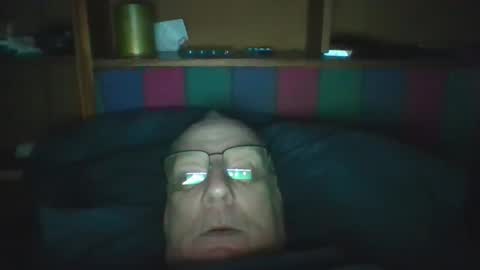 Snapshot of tebb61 chatting on 05.10.26 Mark online show from 05.10.26