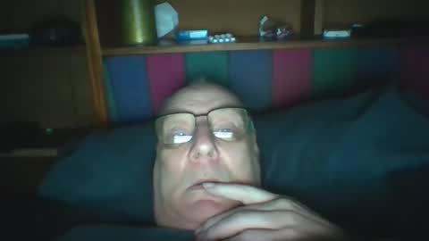 Snapshot of tebb61 chatting on 05.18.26 Mark online show from 05.18.26