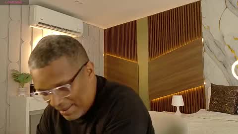 Snapshot of technicaltest chatting on 10.30.25 technicaltest online show from 10.30.25