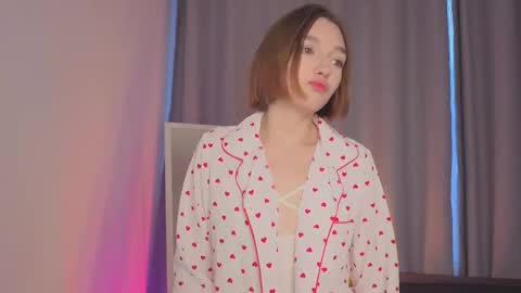 all me precious   online show from 01.11.26