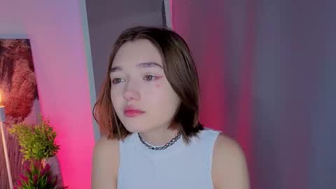 Snapshot of tecna_tonic chatting on 02.02.26 all me precious online show from 02.02.26