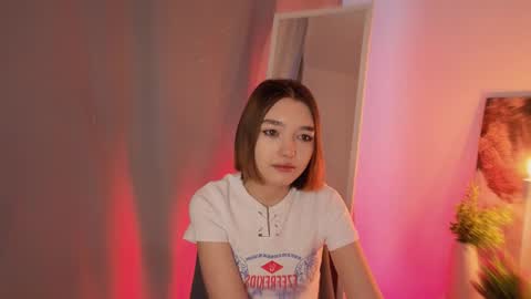 Snapshot of tecna_tonic chatting on 02.04.26 all me precious online show from 02.04.26