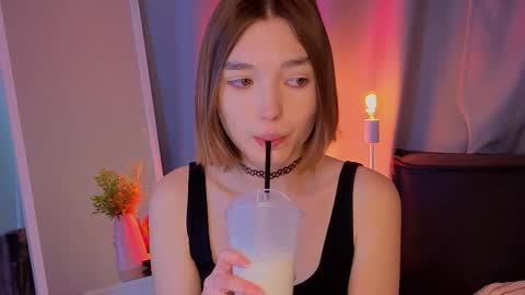 Snapshot of tecna_tonic chatting on 02.27.26 all me precious online show from 02.27.26