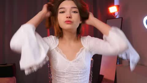 Snapshot of tecna_tonic chatting on 03.01.26 all me precious online show from 03.01.26