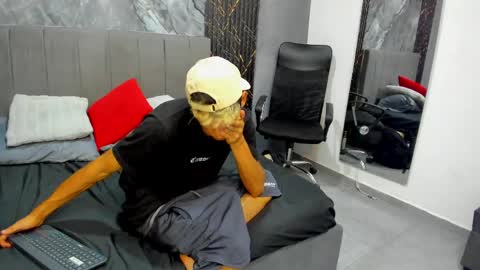 Tedy online show from 04.18.26