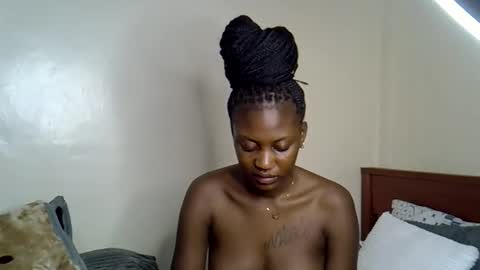 Nicole online show from 04.22.26