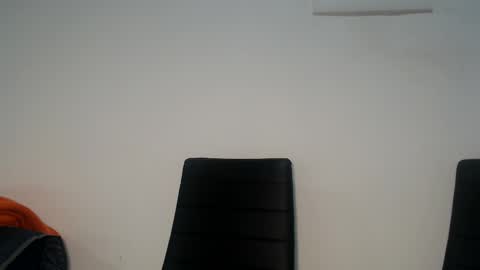 Snapshot of teeyara_ chatting on 10.26.25 Teeyara online show from 10.26.25