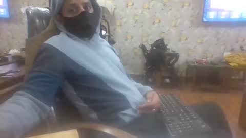 Snapshot of teezehot chatting on 02.16.25 tee4u online show from 02.16.25