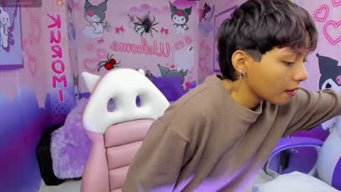 Snapshot of tefi_meow chatting on 10.25.25 Stefani online show from 10.25.25