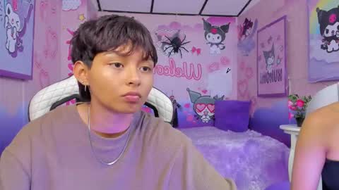 Snapshot of tefi_meow chatting on 10.28.25 Stefani online show from 10.28.25