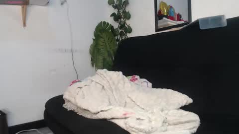 tefy_bratz online show from 09.20.25