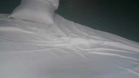 Viv West online show from 01.16.25