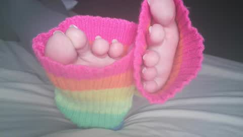 Viv West online show from 01.27.25