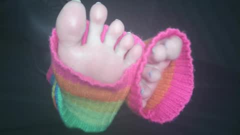 Viv West online show from 02.27.25