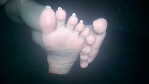 Viv West online show from 09.29.25