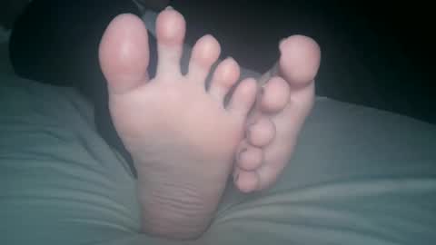 Viv West online show from 10.10.25