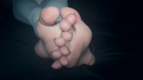 Viv West online show from 01.10.26