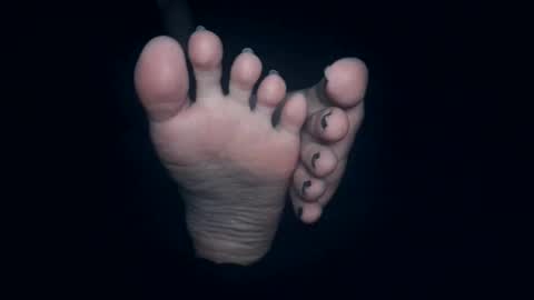 Viv West online show from 01.12.26